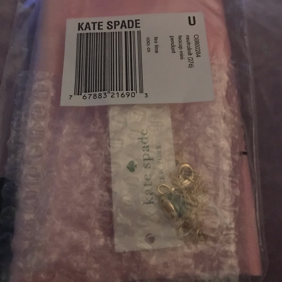 Kate Spade NWT Alice in Wonderland Teacup Mini Pendant Necklace - Picture 9 of 9
